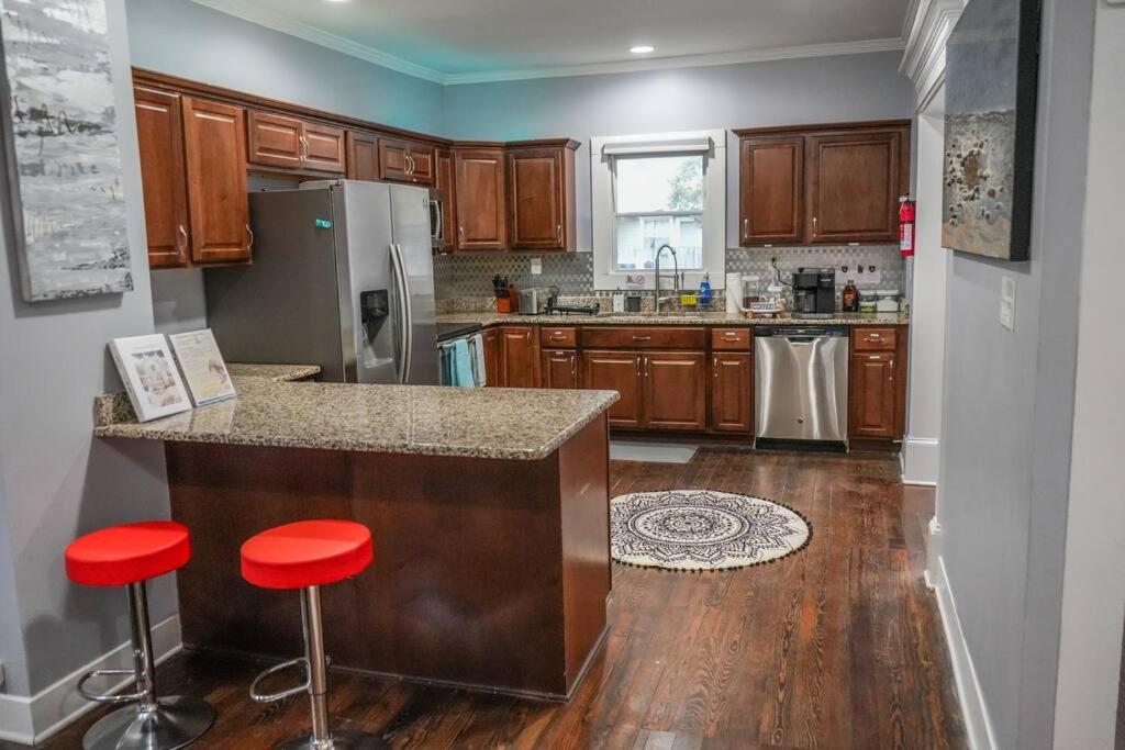 Вилла Historic Coastal Haven- Pet Friendly Fast Wi-Fi Норфолк Экстерьер фото