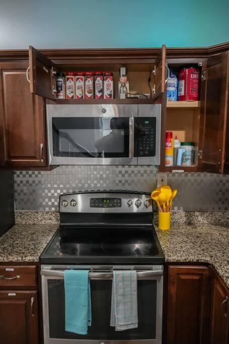 Вилла Historic Coastal Haven- Pet Friendly Fast Wi-Fi Норфолк Экстерьер фото